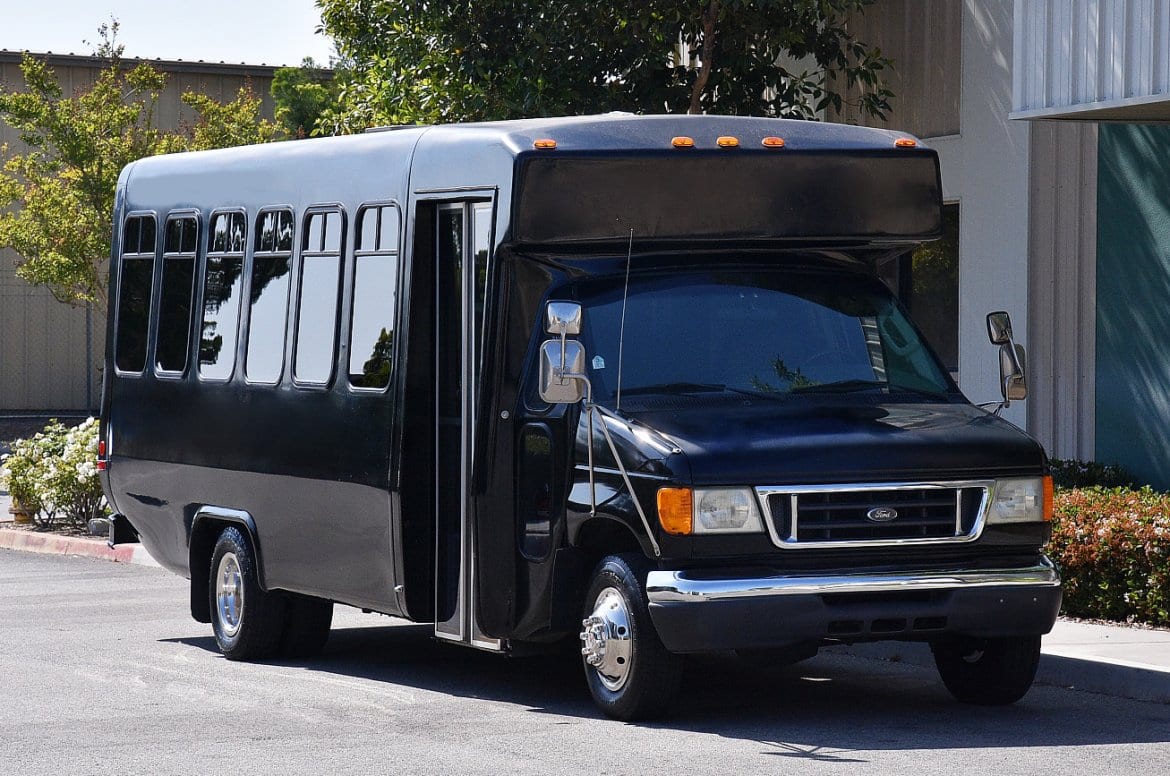 shuttle service - Metro Limousine Service